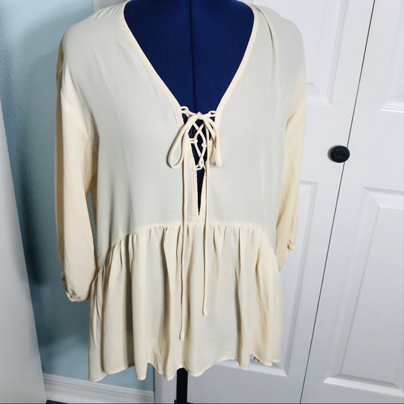 NWT Lucca Cream Cottagecore Boho Lace Up Peasant Top Size Medium - Picture 2 of 8